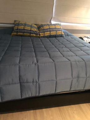habitación amplia para descansar